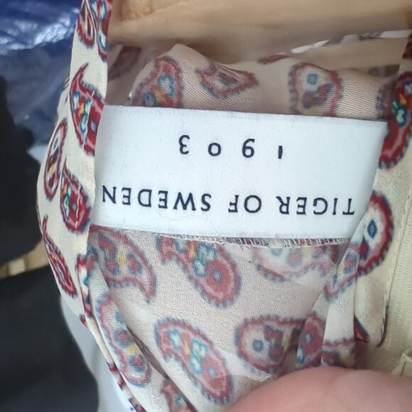 Tiger of Sweden 1903 Womens Top 34 XS Lightweight Blouse Printed Paisley Cream - Picture 3 of 7